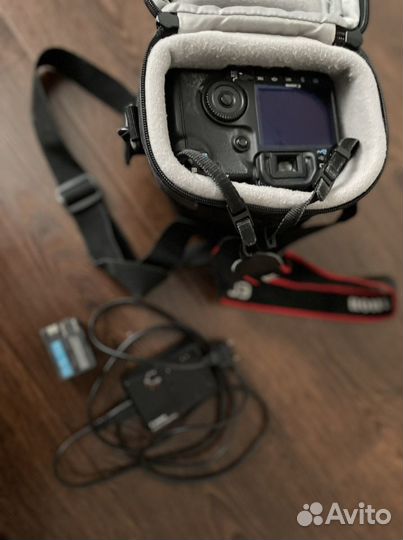 Зеркальный фотоаппарат Canon EOS 50D Kit