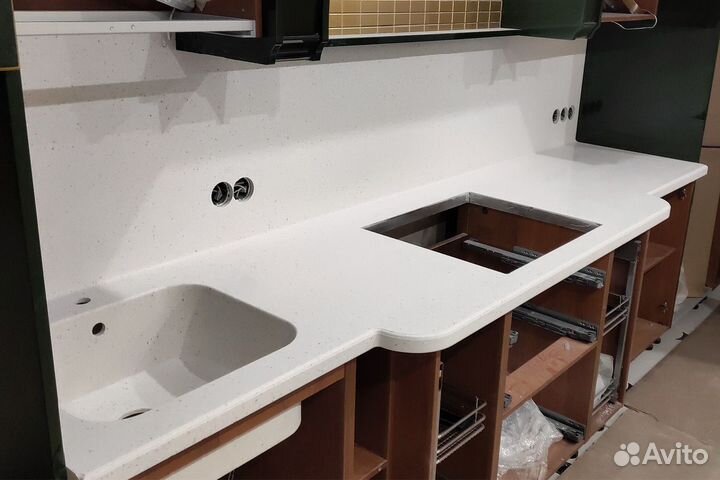 Столешница, фартук, мойка из камня Hi-Macs м2/р