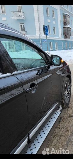 Пороги подножки outlander 3