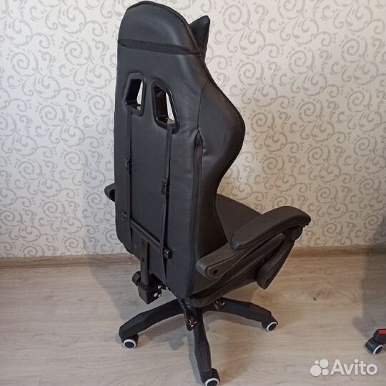 Новое геймерское кресло