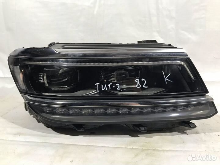 Фара правая Фольксваген Тигуан Volkswagen tiguan