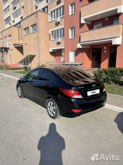 Hyundai Solaris 1.4 AT, 2011, 74 000 км