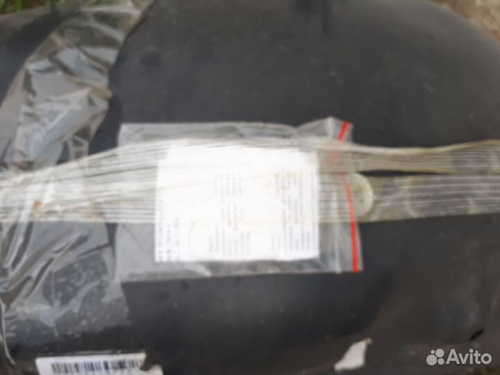 Подкрылки задние на Nissan pathfinder