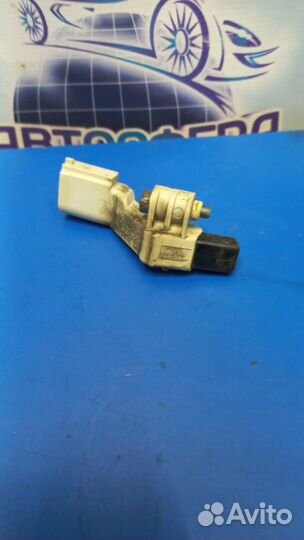 Датчик положения коленвала Фольксваген Пассат