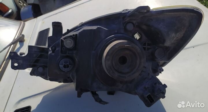 Фара правая Lancer 9 оригинал