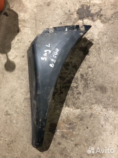 Молдинг накладка заднего крыла Мазда B2500
