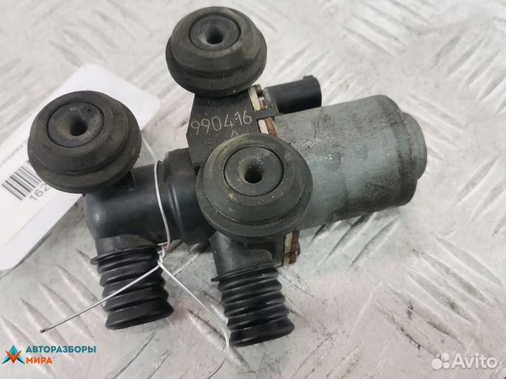 Кран отопителя (печки) BMW 3 E46 1999 64118369805