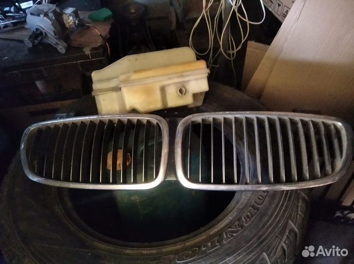 Решетка радиатора BMW e65