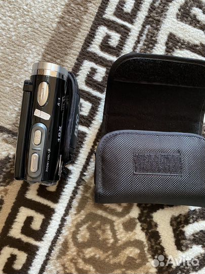 Цифровая видеокамера