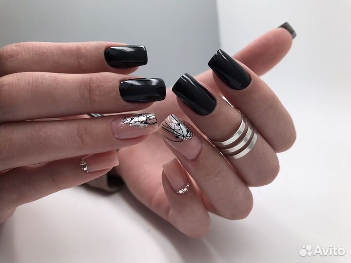 Наращивание ногтей