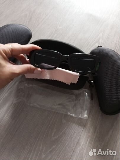 Солнцезащитные очки женские новые