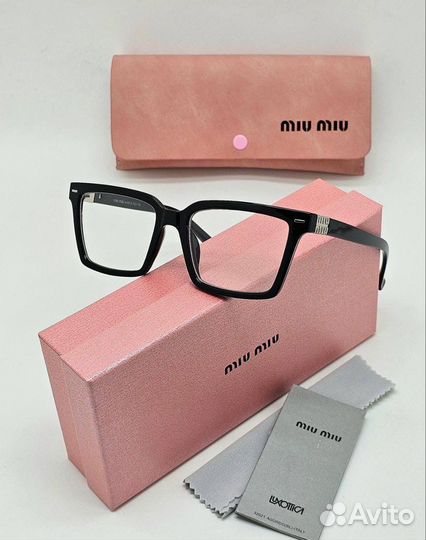 Очки Miu Miu