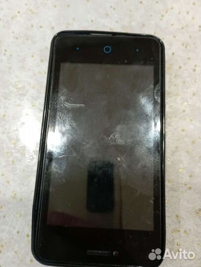 Телефон ZTE