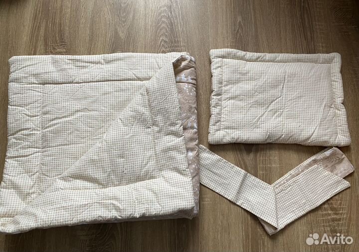 Комплект в коляску одеяло и подушка