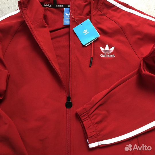 Спортивный костюм Adidas