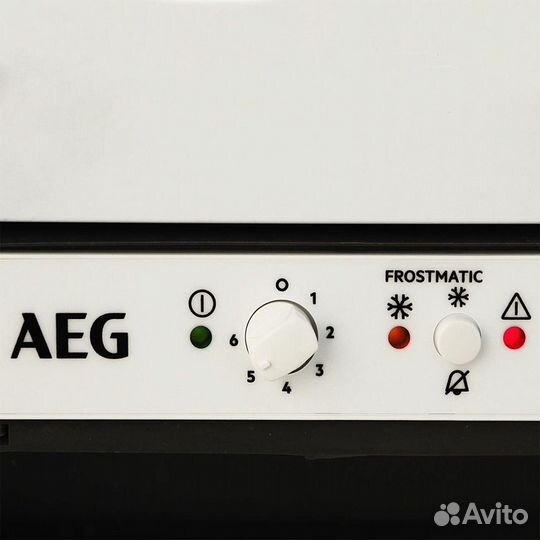 Новая морозильная камера AEG ABR682F1AF, белая