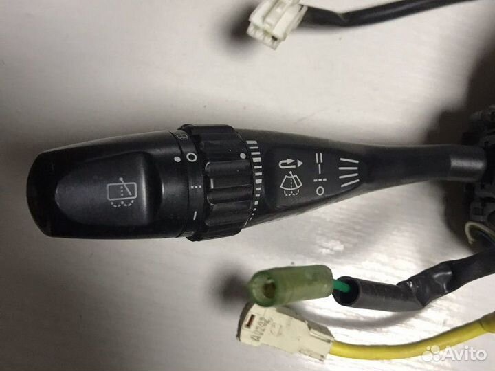 Переключатель подрулевой Mitsubishi Pajero