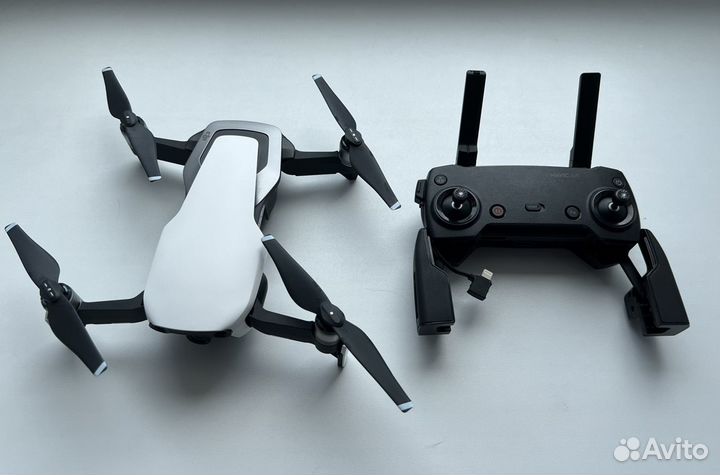 Dji mavic air fly more combo
