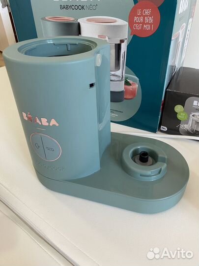 Пароварка блендер beaba babycook neo
