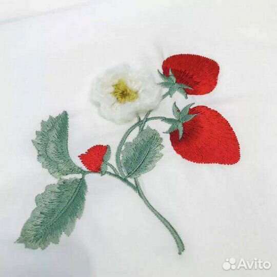 Белье постельное клубничка