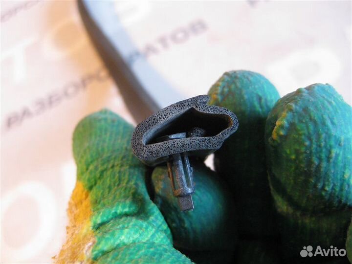 Уплотнитель жабо Nissan Primera P12 хэтчбек QR20DE