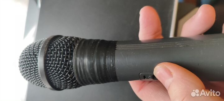 Радиомикрофон с базой wms 005