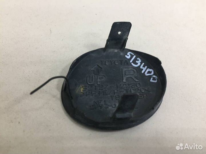 Заглушка буксировочного крюка Toyota Corolla E150