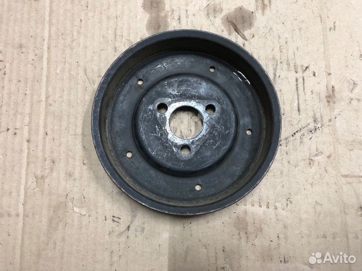 Audi 100 C4 Шкив гур 054145255