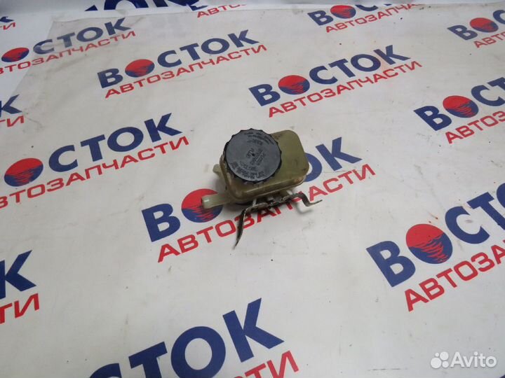 Бачок гур toyota OPA ACT10, ZCT10, ZCT15