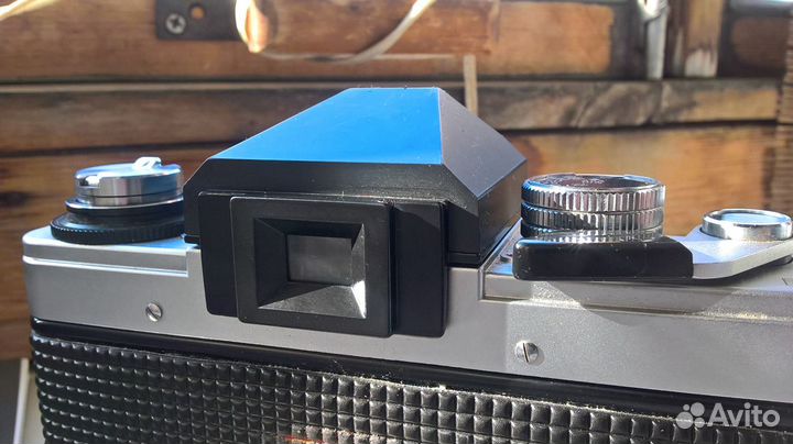 Пленочный зеркальный фотоаппарат Praktica VLC3