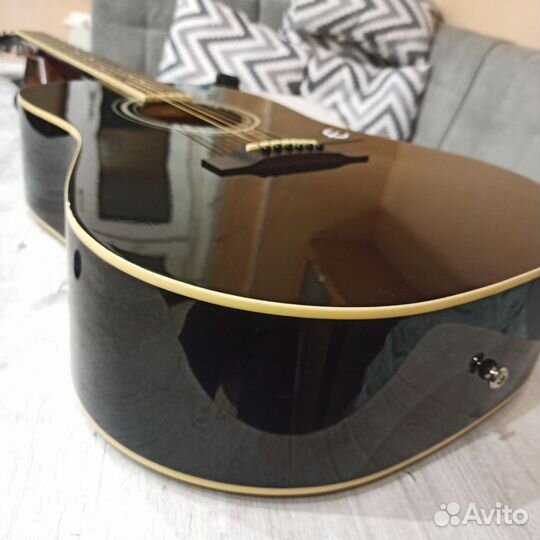 Акустическая гитара epiphone