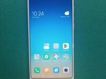 Телефон Xiaomi Redmi 5 Plus 4/64Gb Duos