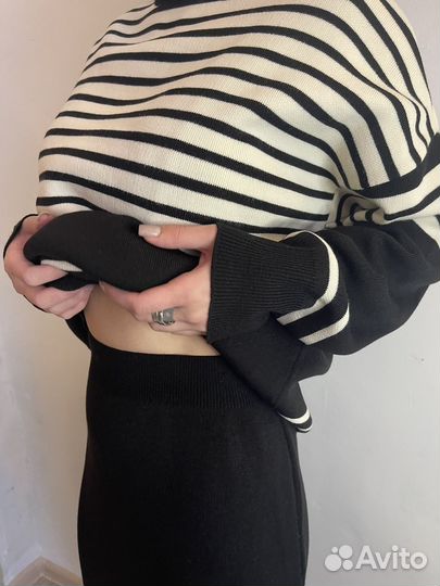 Костюм с юбкой