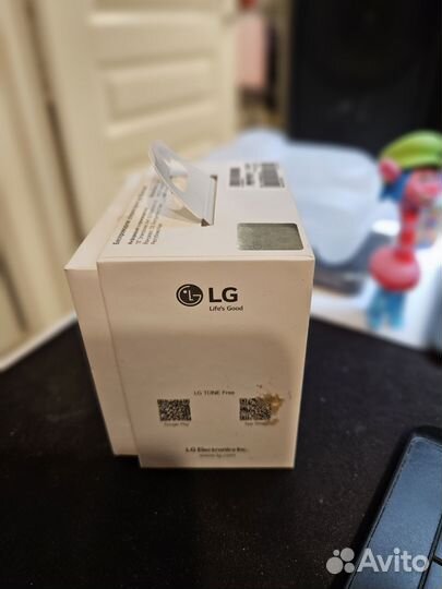 Беспроводные наушники LG tone free