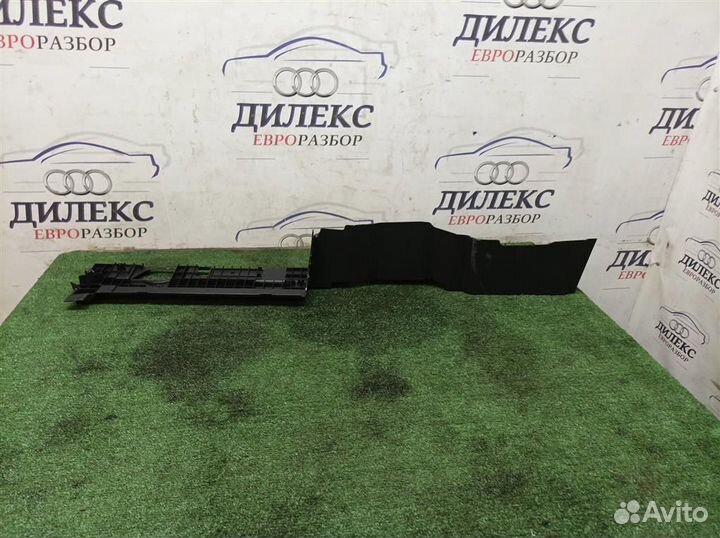 Обшивка багажника Audi Q7 2005