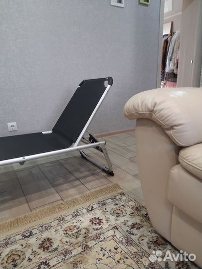 Шезлонг раскладной