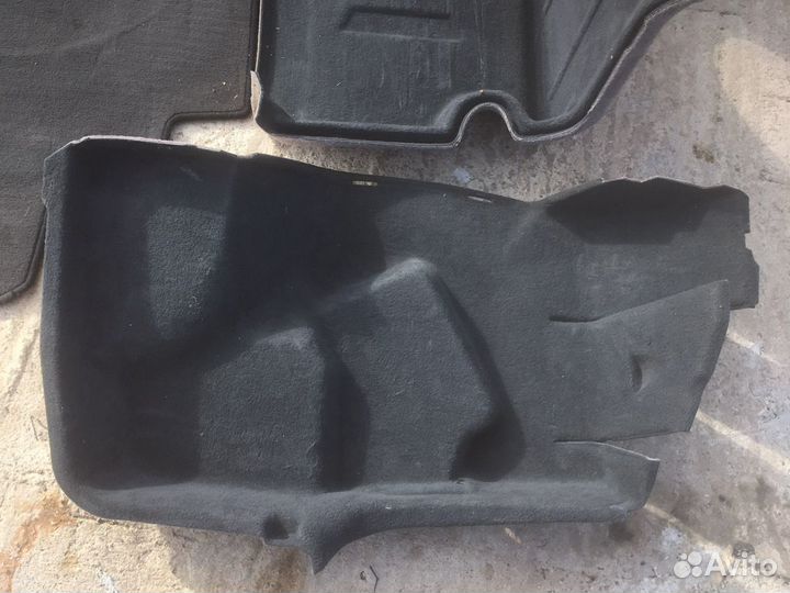 Обшивка багажника Mercedes w220