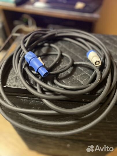 Powercon (пауэркон)