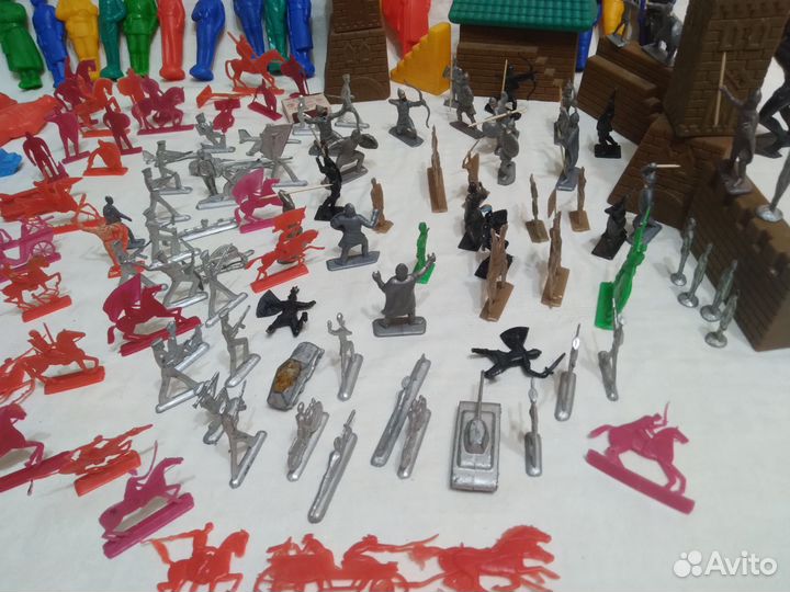 Солдатики СССР пластик, оловянные, дутыши