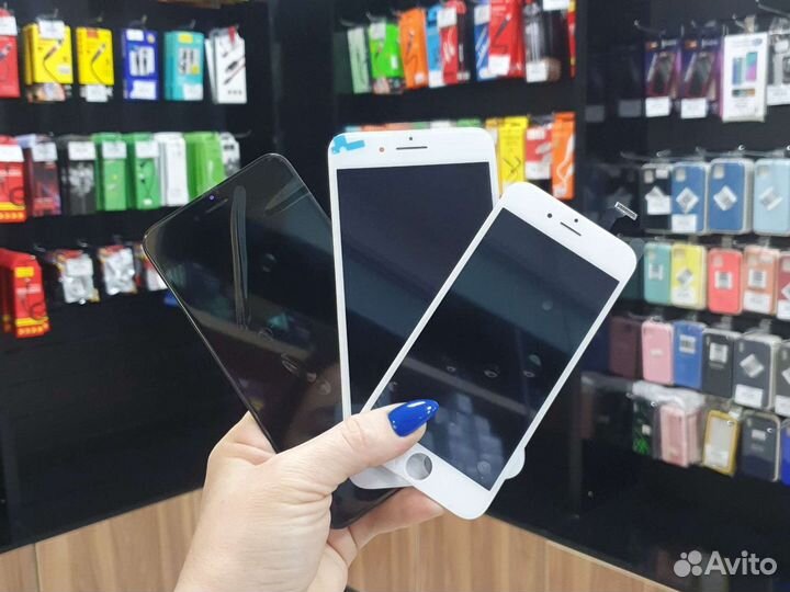 Экран на iPhone в наличии