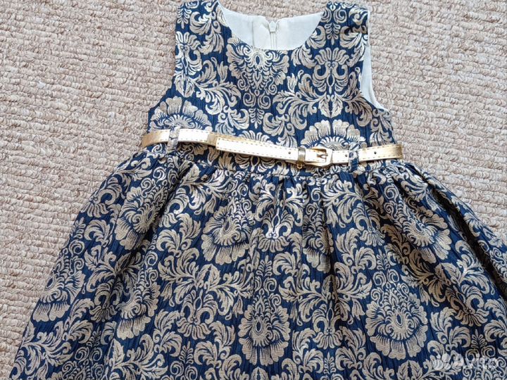 Нарядное платье для девочки