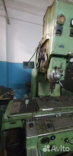 Координатно-расточной станок 2В440А