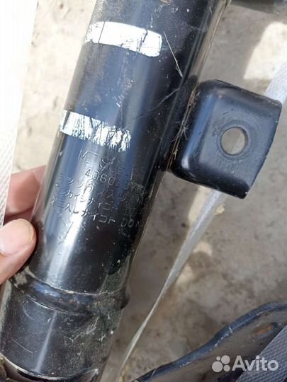 Стойки на mitsubishi лансор 10, cx, cy