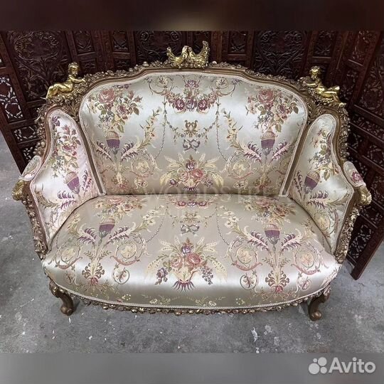 Диван софа банкетка барокко. Диванчик барокко