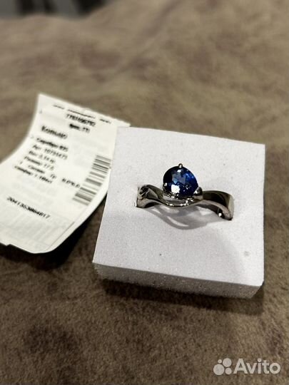 Серебряное кольцо 17,5
