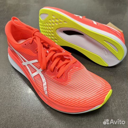 25.5см Беговые кроссовки Asics Magic Speed 3