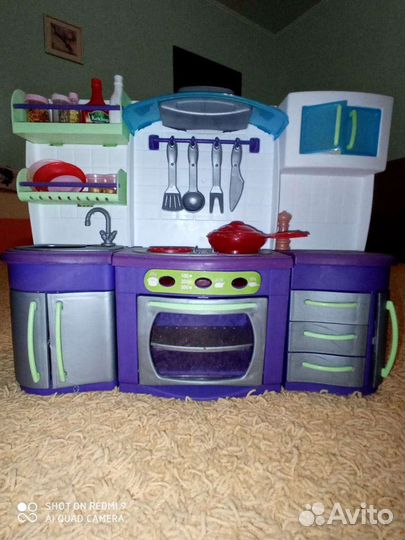 Большой кукольный домик