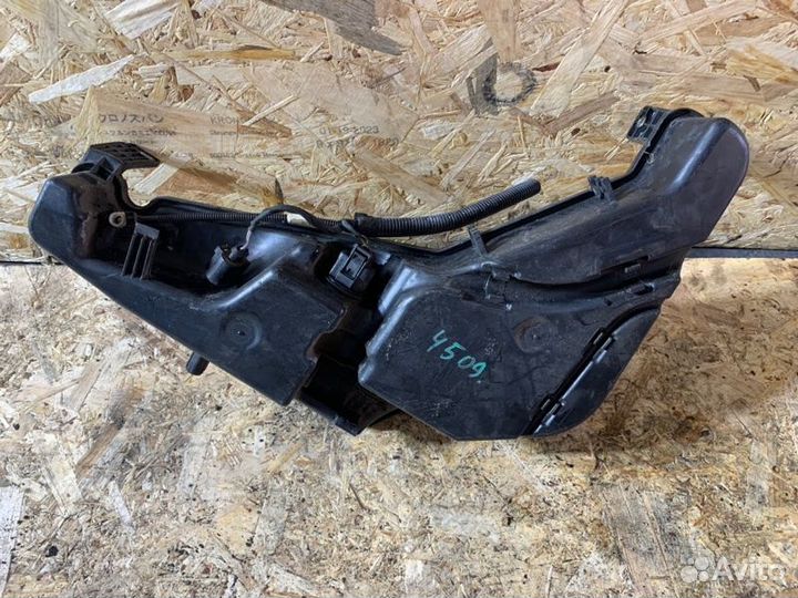 Бачок Audi Q5 I 8R cdnc 2010