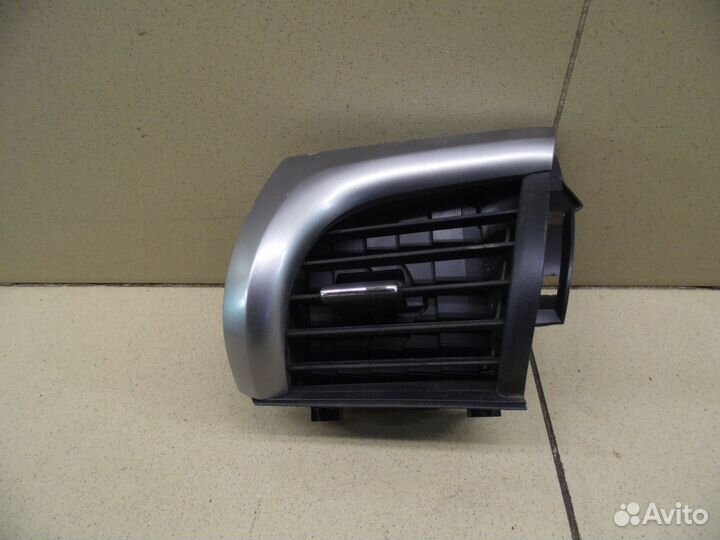 Дефлектор воздушный Hi Lux 2015