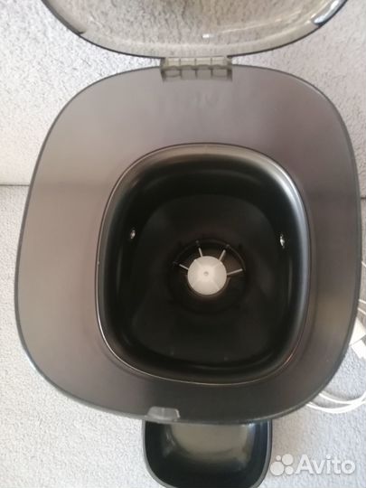 Автокормушка для кошек и собак